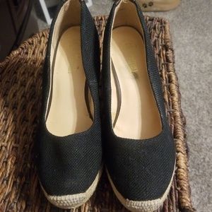 Mootsies Tootsies black espadrilles wedges size 10